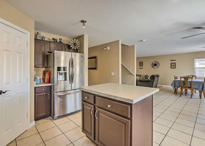 Dom wakacyjny Private Pool Oasis | Near State Farm Stadium *
