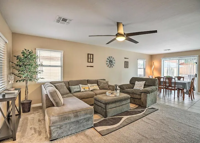 Private Pool Oasis | Near State Farm Stadium *